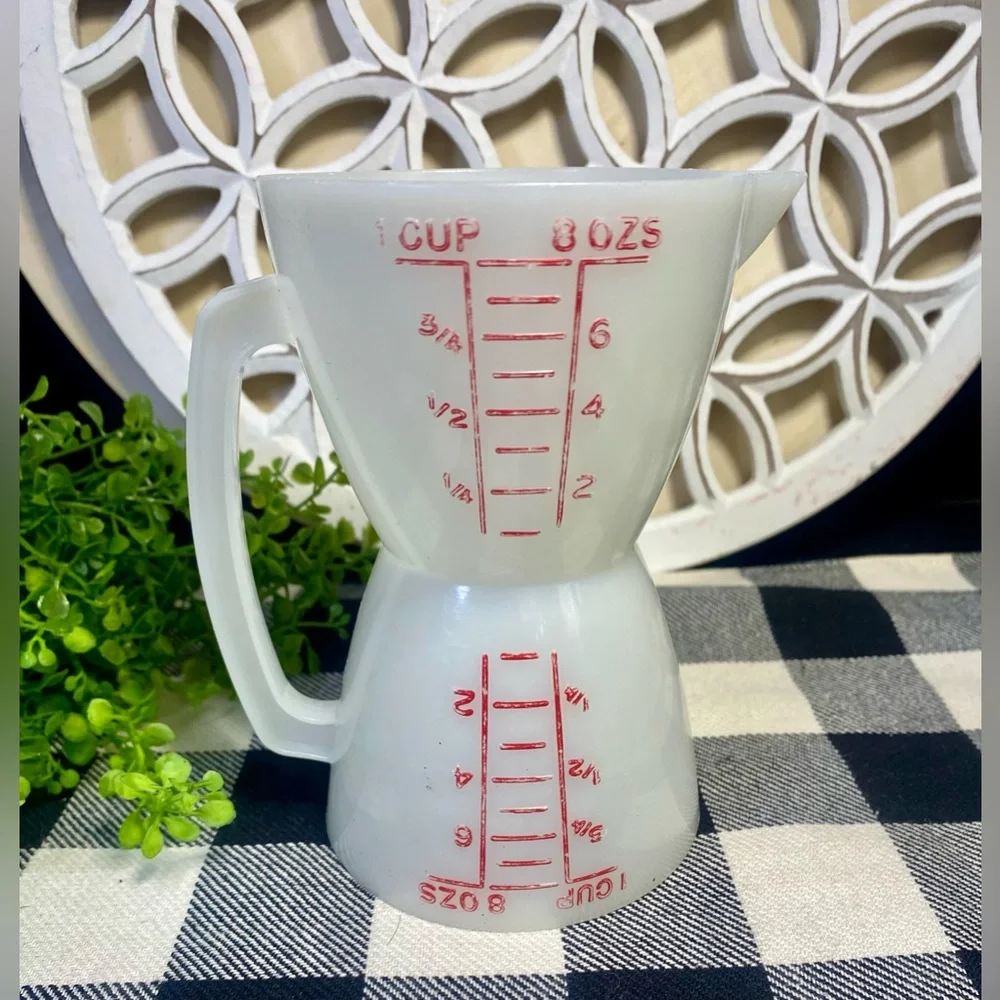 Vintage Tupperware Double‎ Wet Dry Measuring Cup